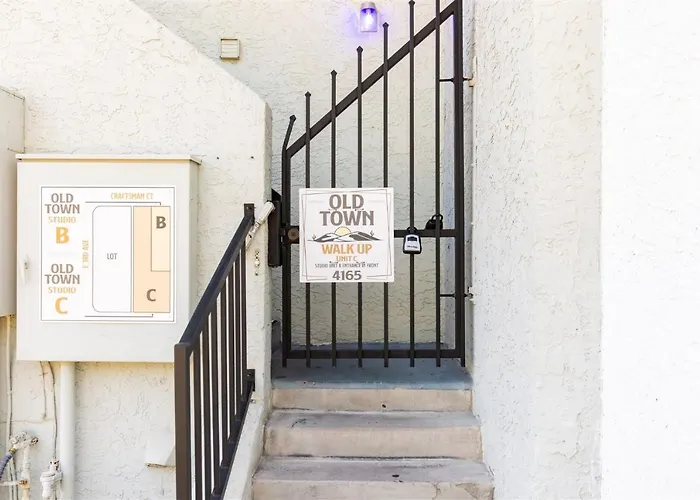 Apartment Incredible Location In Old Town 2 King Bds & Patio