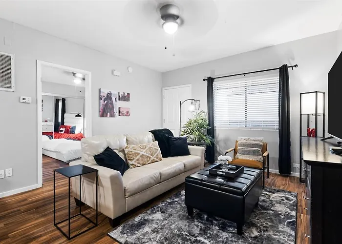 Apartment Incredible Location In Old Town 2 King Bds & Patio *